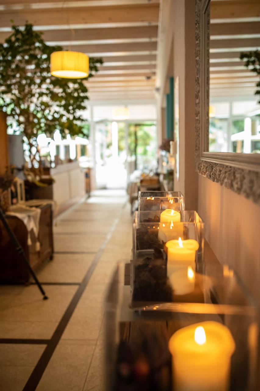 Hotel Weingarten Appiano Sulla Strada Del Vino Esterno foto