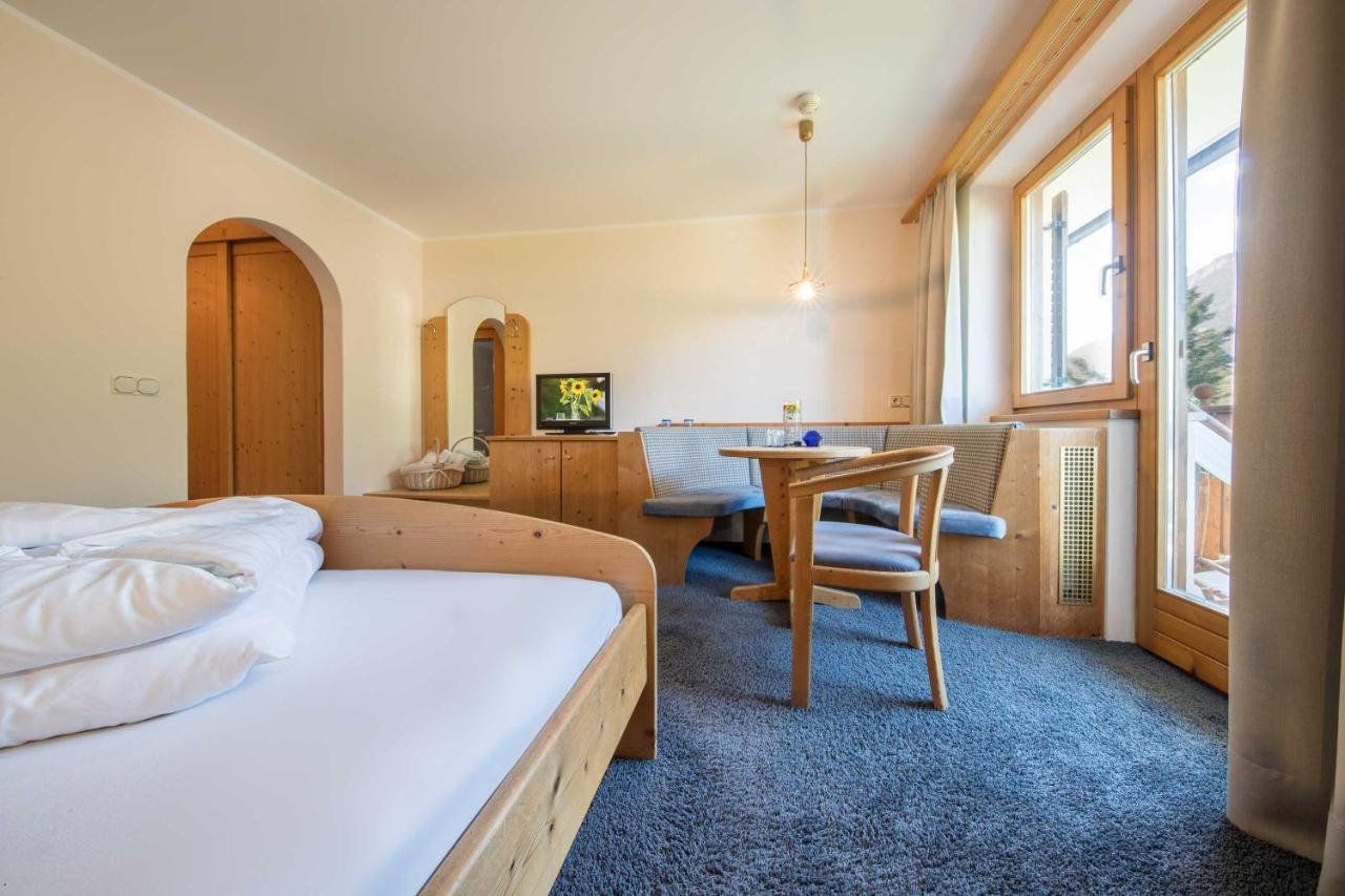 Hotel Weingarten Appiano Sulla Strada Del Vino Esterno foto